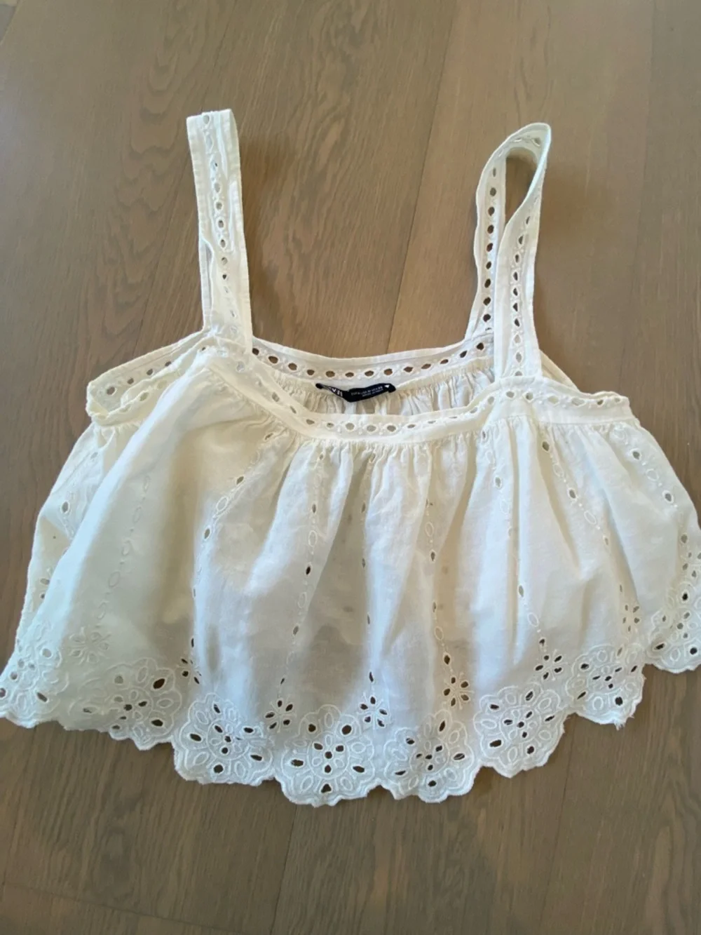 Zara White Cotton Crop Top l - Picture 4 of 6